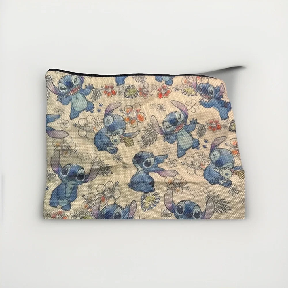 Disney Stitch Floral Zip Case Travel Cosmetic‎ Makeup Toiletry Bag NWT